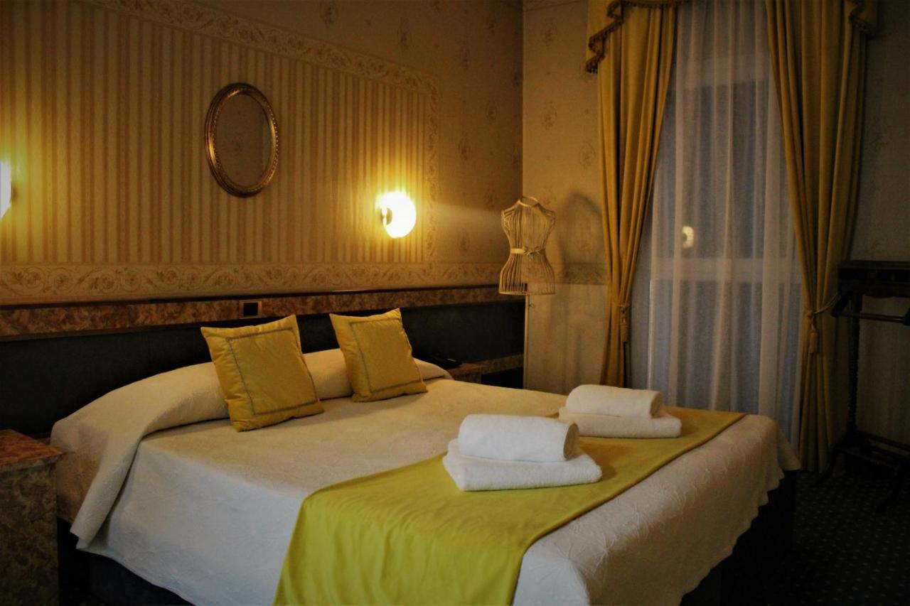 Tezze sul Brenta Hotel Villa Pigalle מראה חיצוני תמונה