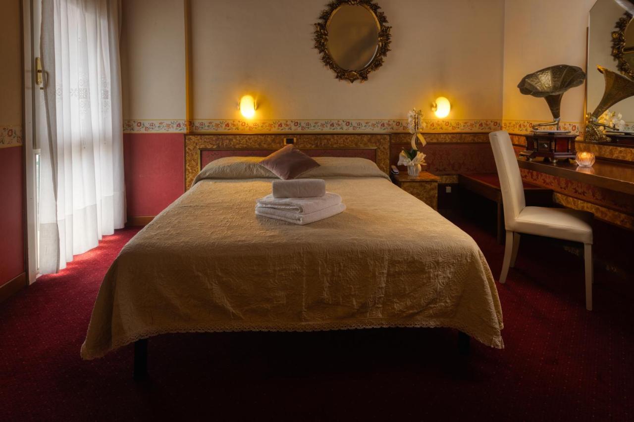 Tezze sul Brenta Hotel Villa Pigalle מראה חיצוני תמונה