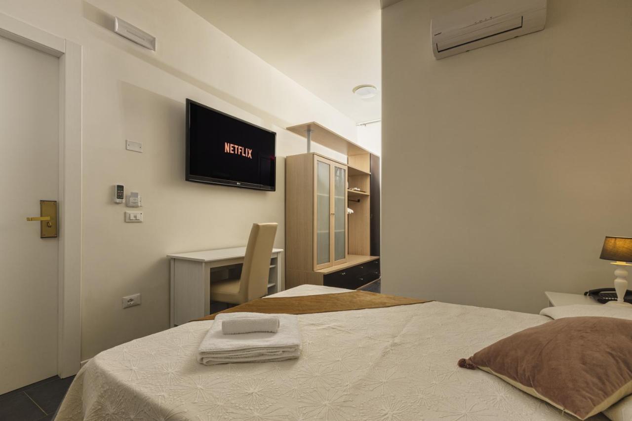 Tezze sul Brenta Hotel Villa Pigalle מראה חיצוני תמונה