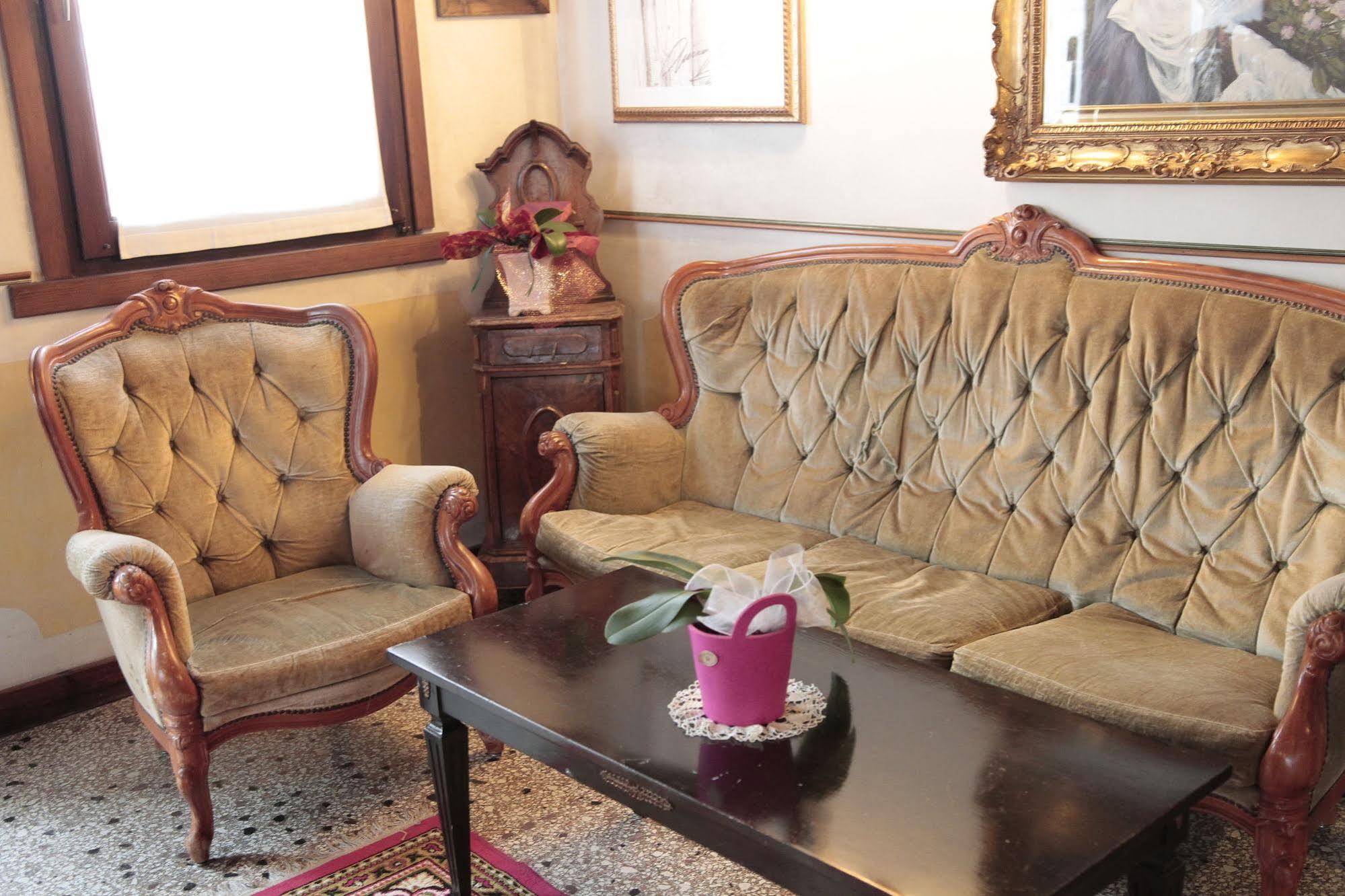 Tezze sul Brenta Hotel Villa Pigalle מראה חיצוני תמונה